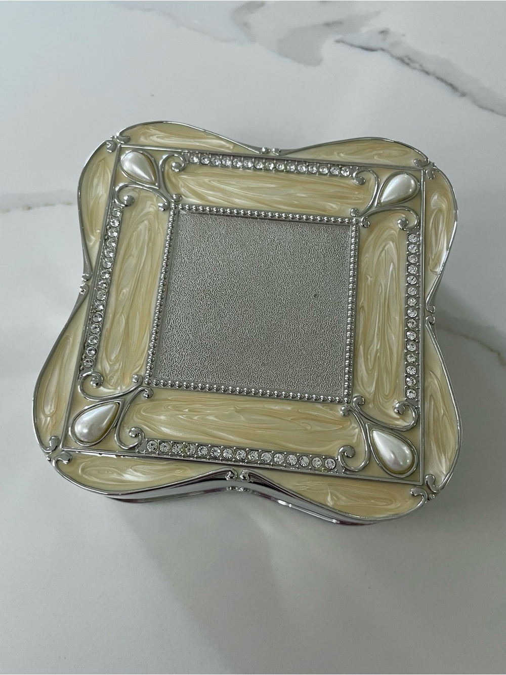 Things Remembered Swarovski Crystal Trinket Box
